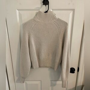 H&M Light Cream Ribbed Turtleneck Sweater